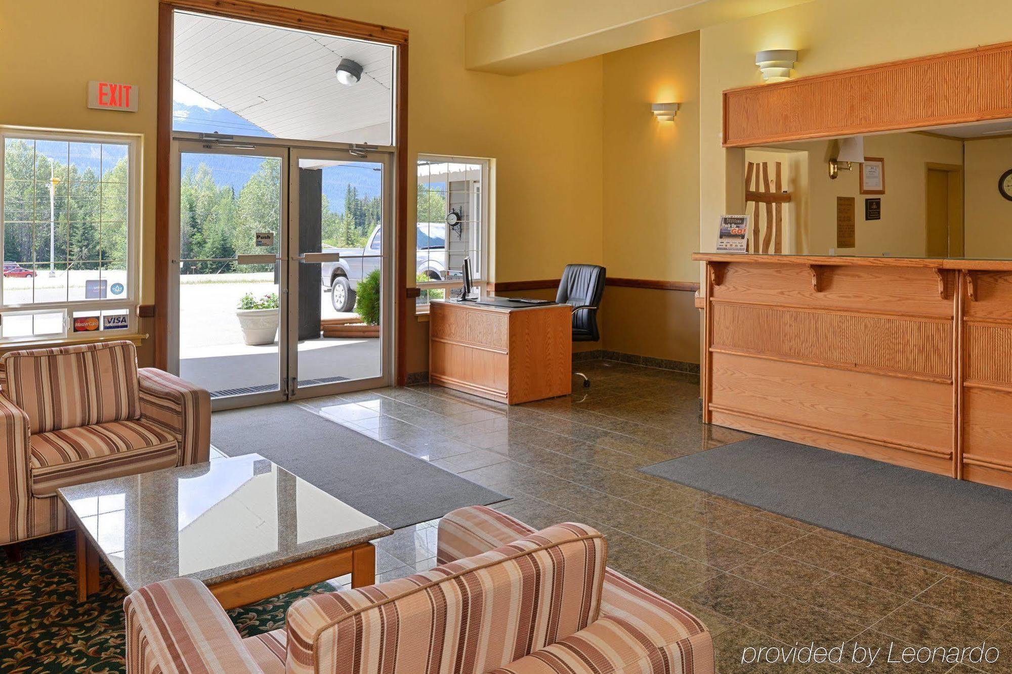 Canadas Best Value Inn Valemount Exterior foto