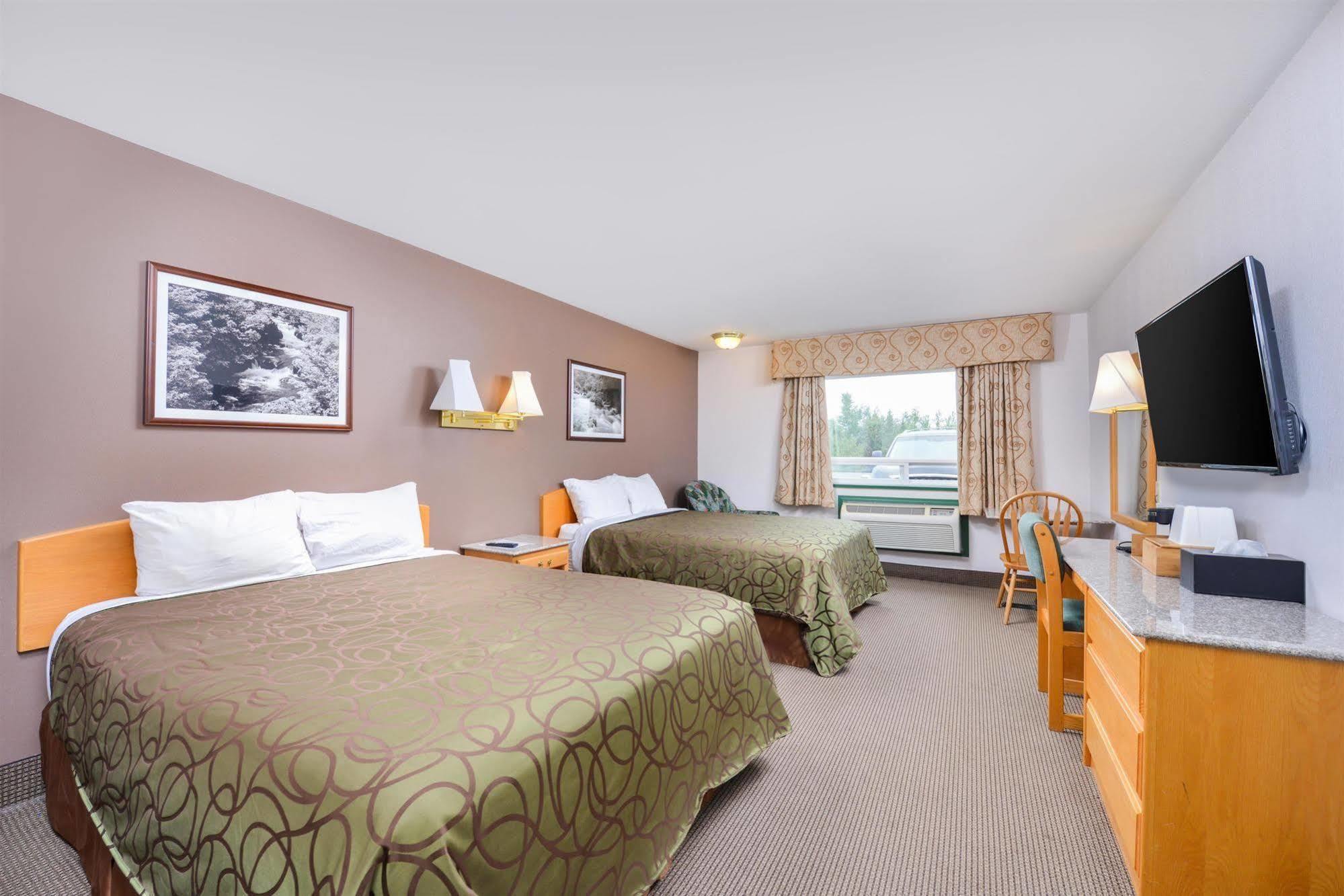 Canadas Best Value Inn Valemount Exterior foto